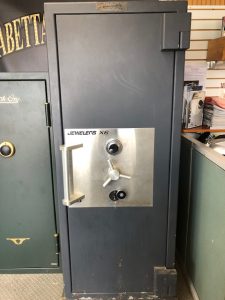 Specials 19 Jewelers-X6