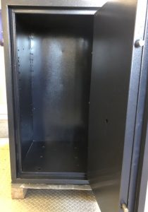 Specials 8 Titan Model 4224 Open